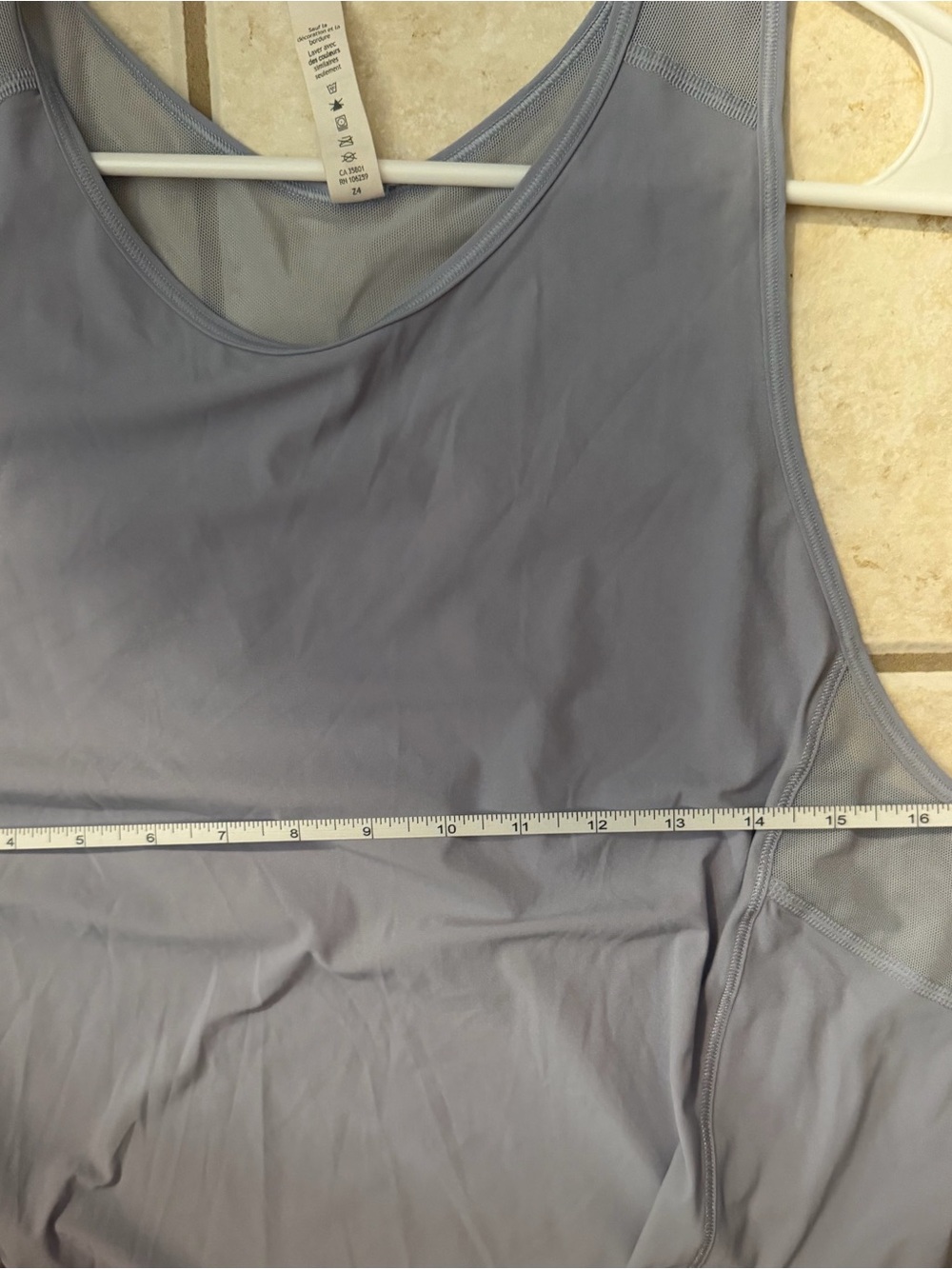Women's Lululemon Tank Top - Picture 4 of 4
